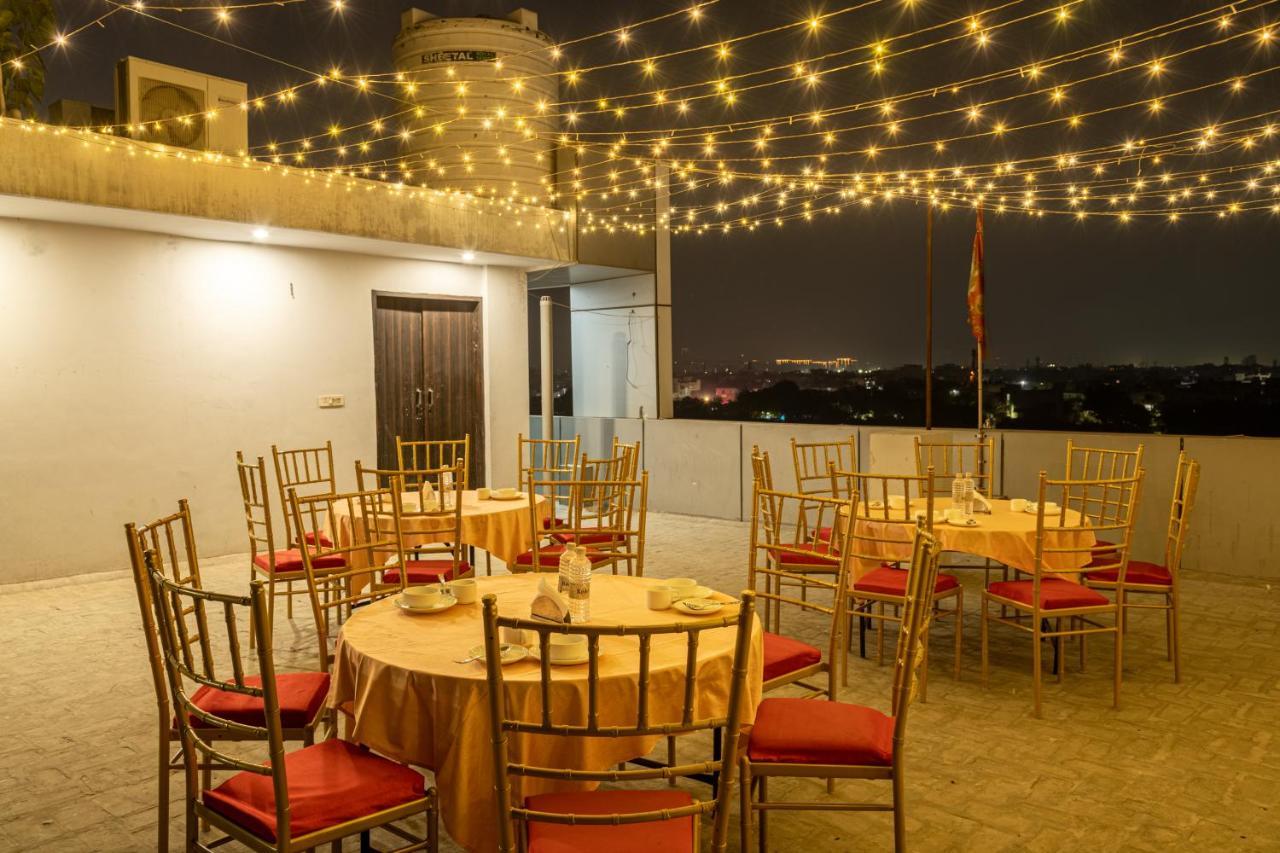 Hotel De Luxe Basai Road Gurgaon Zewnętrze zdjęcie